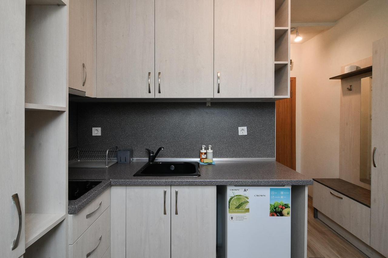 Small Studio On Budget In The Heart Of City Varna Eksteriør billede